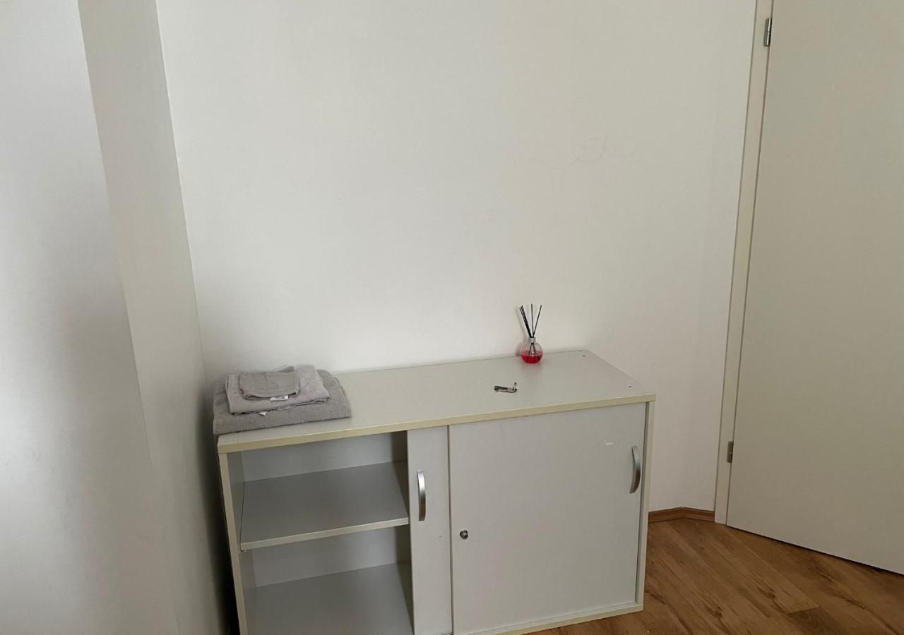 Le Wolf - 1 Chambre Dans Un T3 - 5Mn Tram Du Centre Ville - 15Mn Tram Gare Tgv Mulhouse - Wifi - Parking Εξωτερικό φωτογραφία